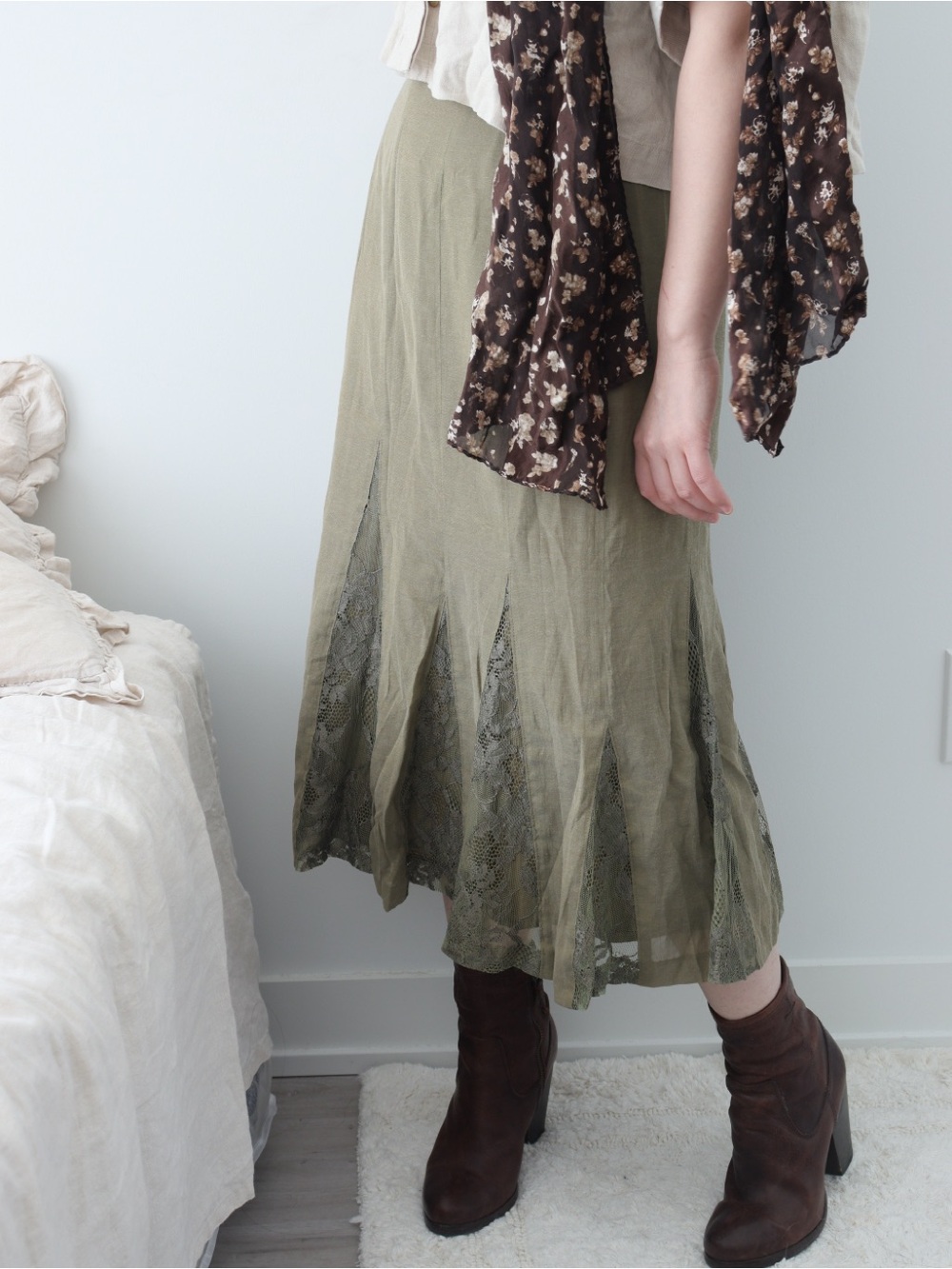Japanese Vintage Olive Green lace Midi Skirt